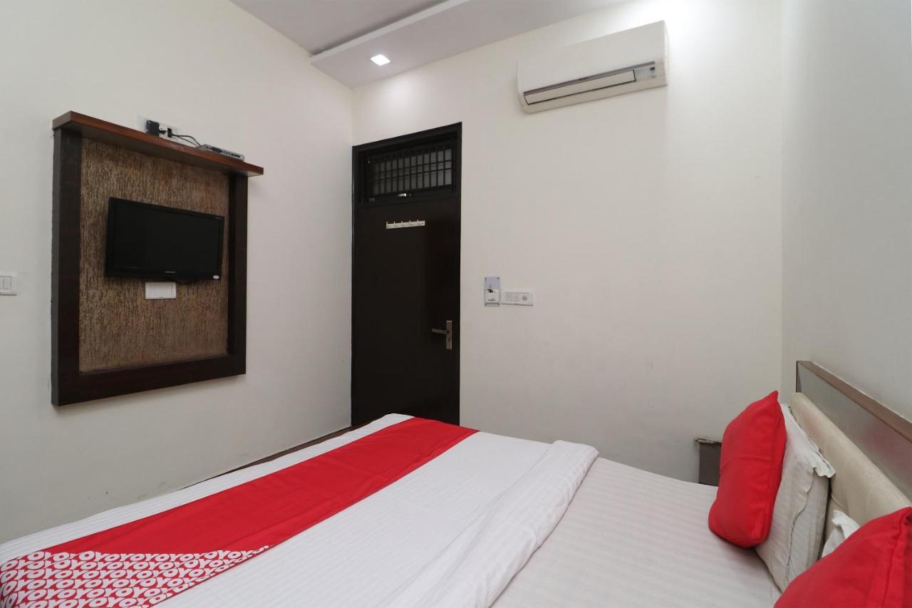 Oyo 24723 Hotel Atul Palace アーグラ エクステリア 写真